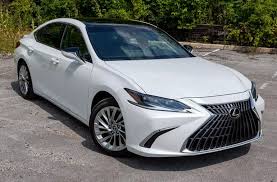 Price of Lexus ES