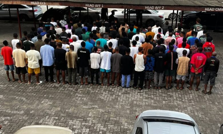 EFCC Arrests 117 Suspected Yahoo Boys in Lagos Hotel