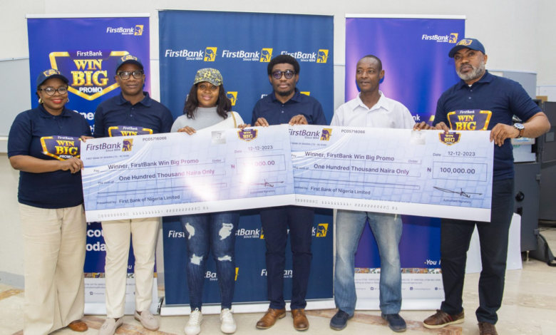 DecemberIssAVybe: FirstBank Sponsors Kakadu the Musical