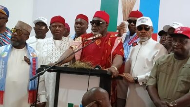 Anambra guber: With fanfare, Obiora Okonkwo submits APC nomination forms, promises to win primary, main election