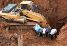 Kenya gold mine collapses trapping 12