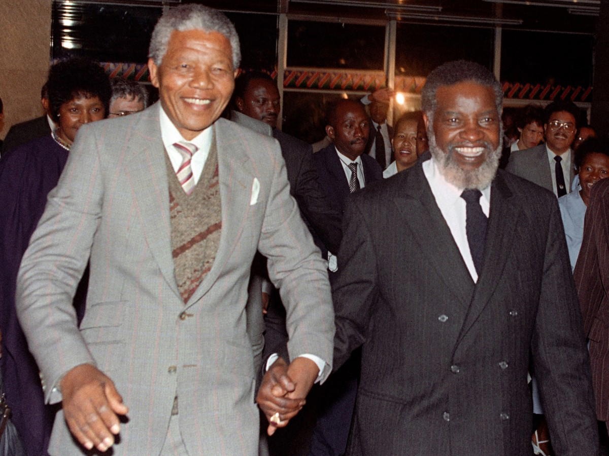 Sam Nujoma, Namibia’s independence leader, dies aged 95