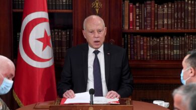 Tunisia president fires finance minister