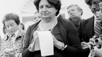 Helen Thomas named UPI’s White House bureau chief, the first woman to hold that title for a wire agency