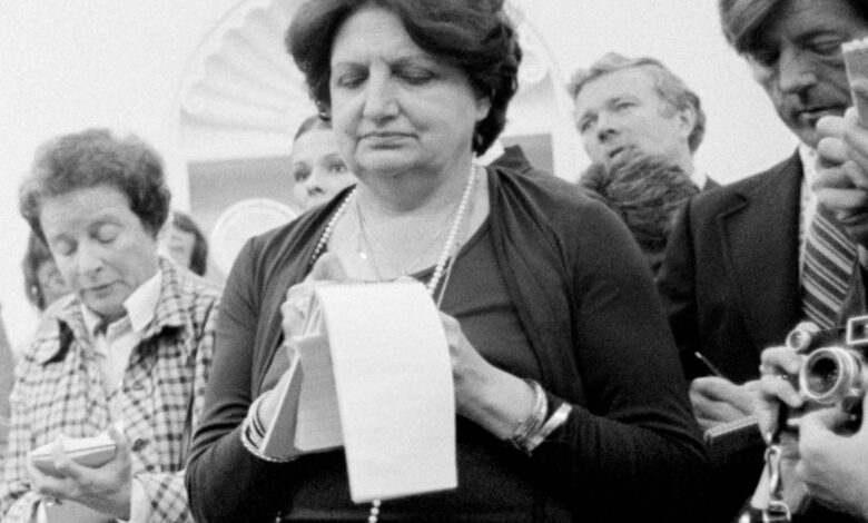 Helen Thomas named UPI’s White House bureau chief, the first woman to hold that title for a wire agency