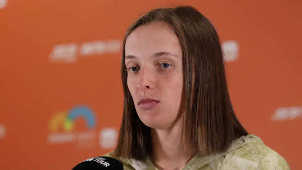 Swiatek abused by 'aggressive' fan in Miami incident