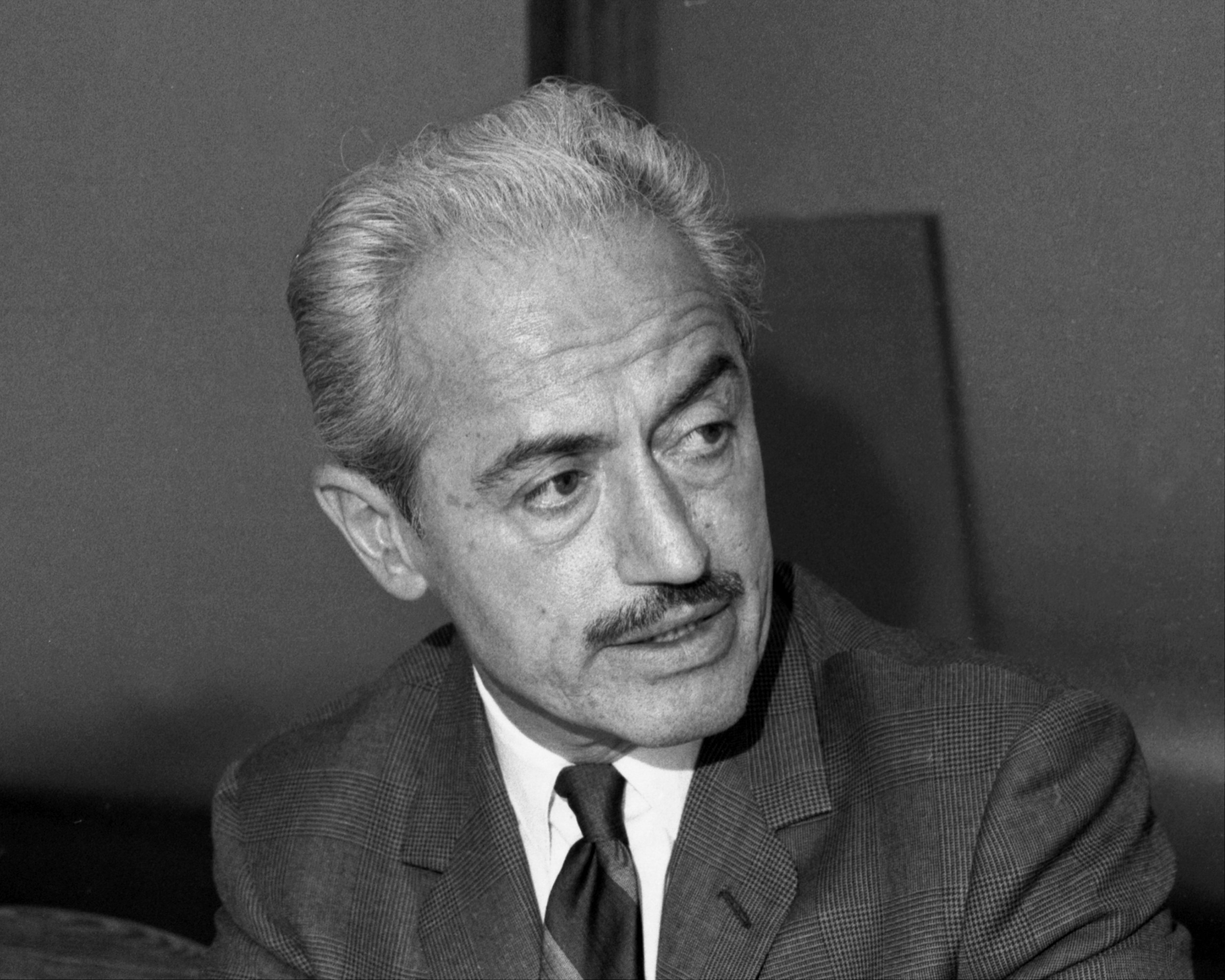 Marvin Miller elected first full‑time MLB Players Association executive director