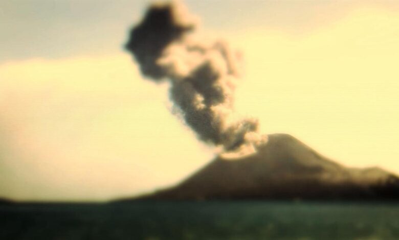 Mount Etna begins rumbling