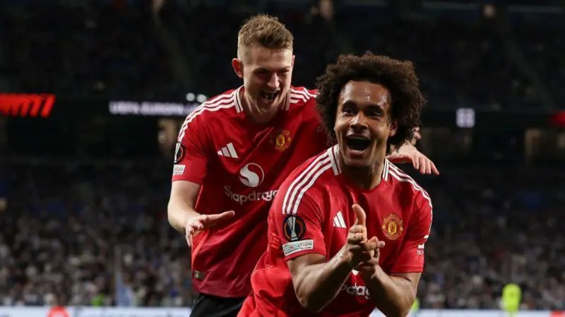 Real Sociedad  1 1  Manchester United