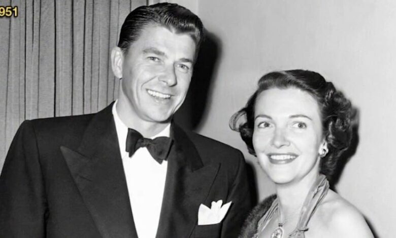 Ronald Reagan and Nancy Davis marry