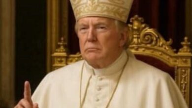 Trump posts spoof picture of self dressed as pope